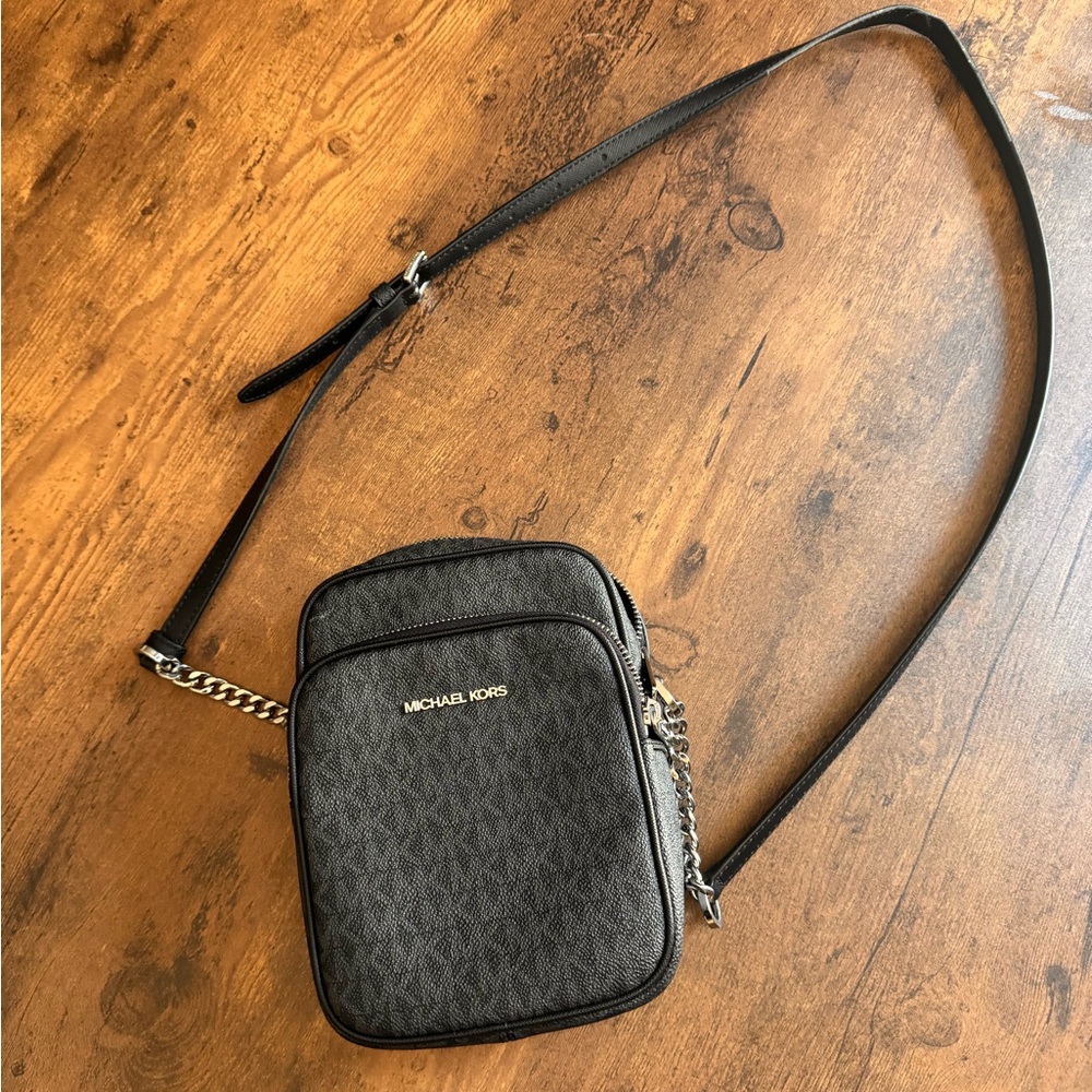 Michael Kors Jet Set Travel Medium Black Logo Crossbody Chain Bag